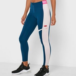 Nike Training Icon Clash Leggings